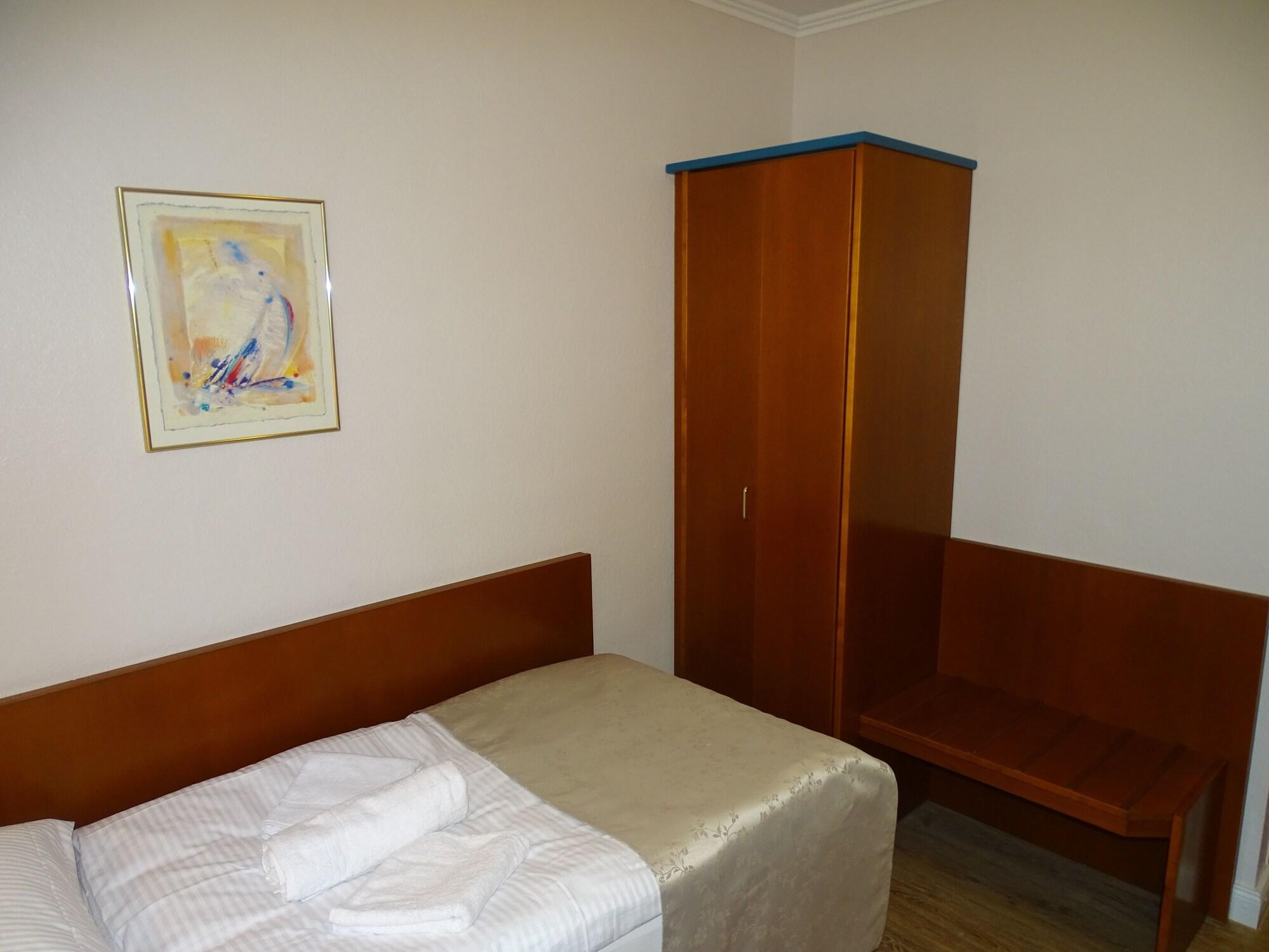 Hotel Kolossos Dusseldorf Neuss 12/41