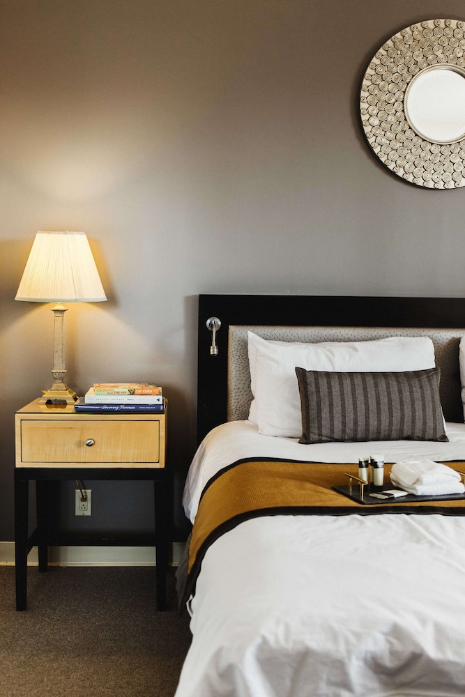 Stamford Suites Hotel 24/43
