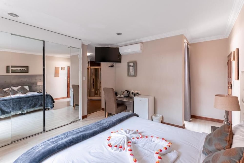 Villa Africa Boutique Hotel 10/50