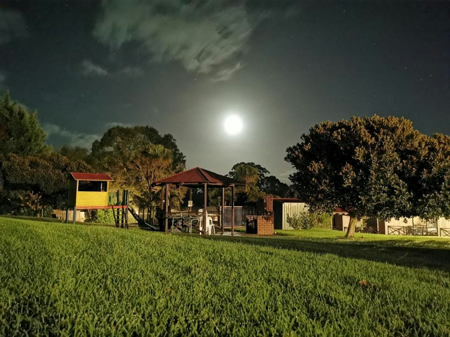 Karri Forest Motel 32/36