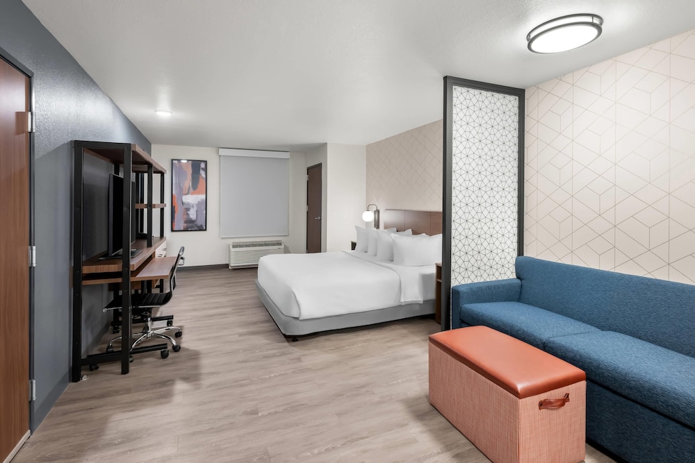 جناح بسرير كينج لذوي الإعاقة، Everhome Suites Portsmouth - Newington 10/10