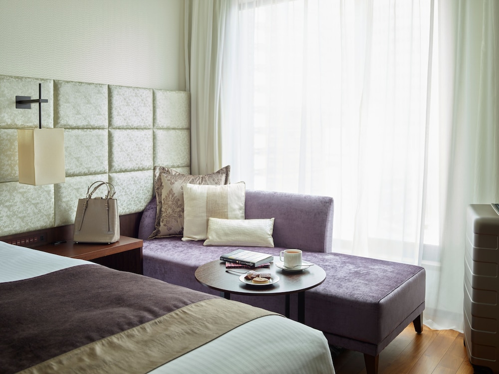 Mitsui Garden Hotel Osaka Premier 45/60