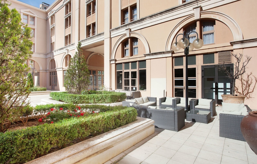 Appart Hotel Odalys City Aix en Provence Centre Palais des Congres 35/42