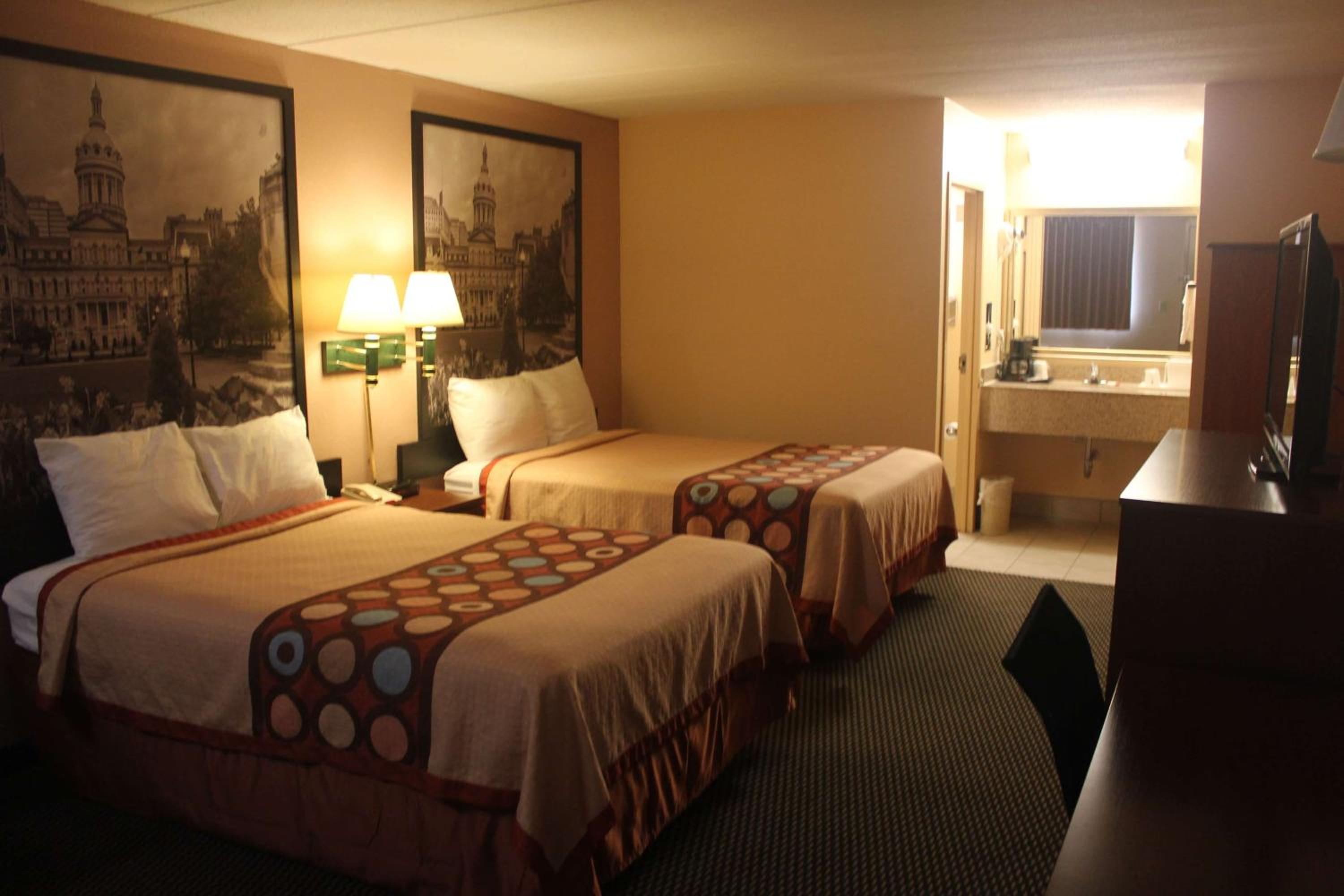Super 8 By Wyndham Laurel, MD 7/26