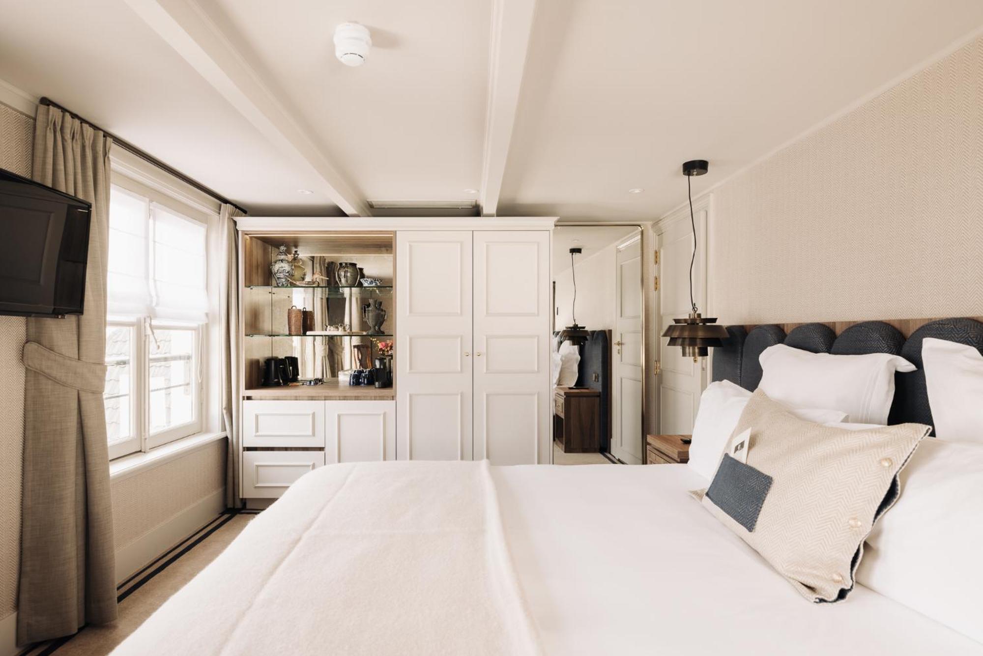 Superior, Double Bed, Garden View