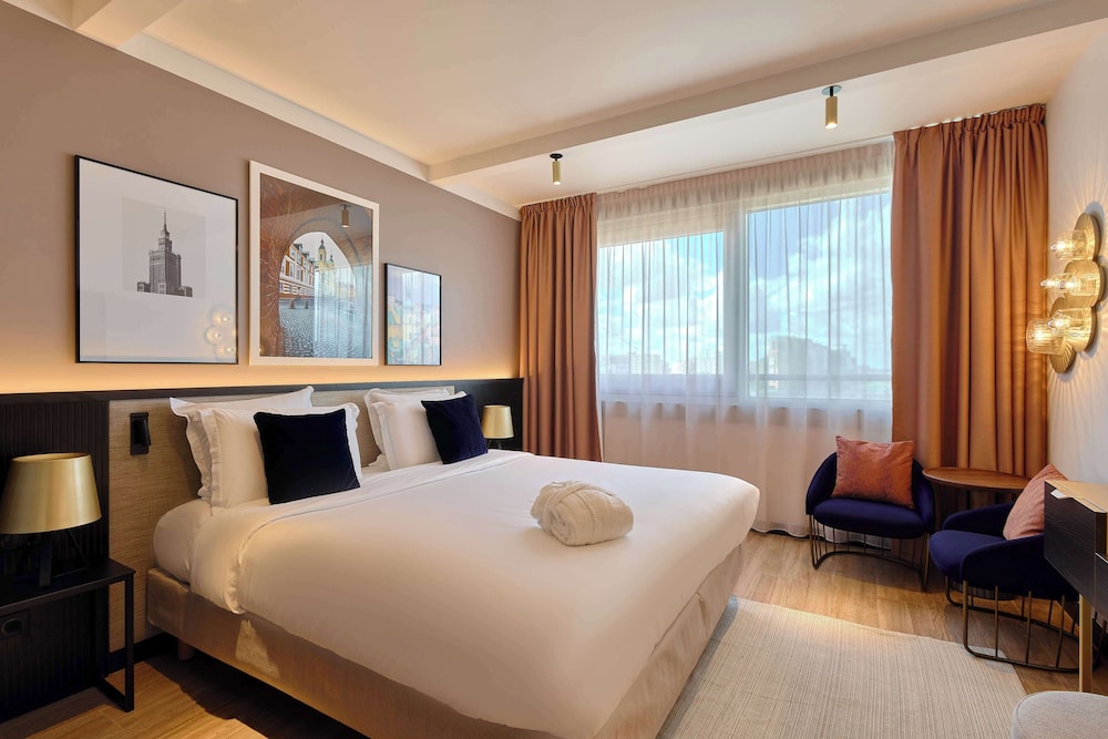 Golden Tulip Warsaw Centre 12/50