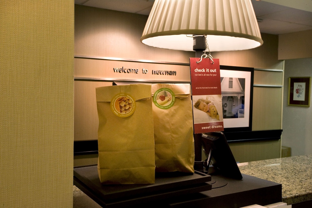 Hampton Inn Atlanta Newnan 42/69
