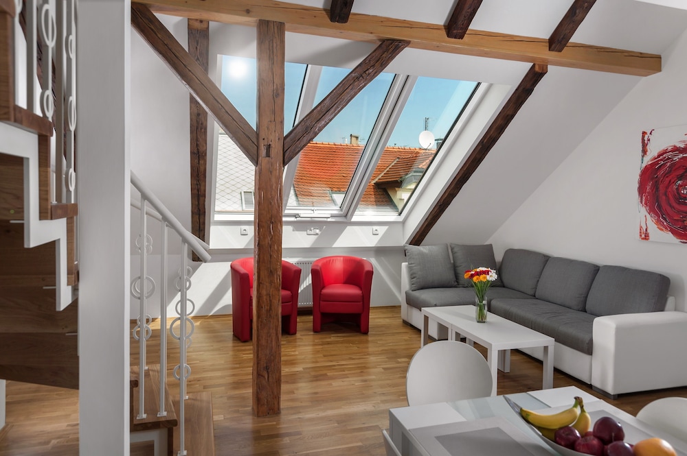 Residence Vocelova 25/44