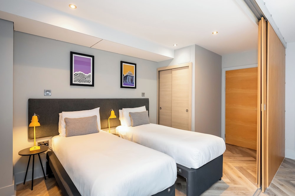 2 Bedrooms, Open Plan, Apartment, Twin Beds, Sofa، Staycity Aparthotels West End 7/10