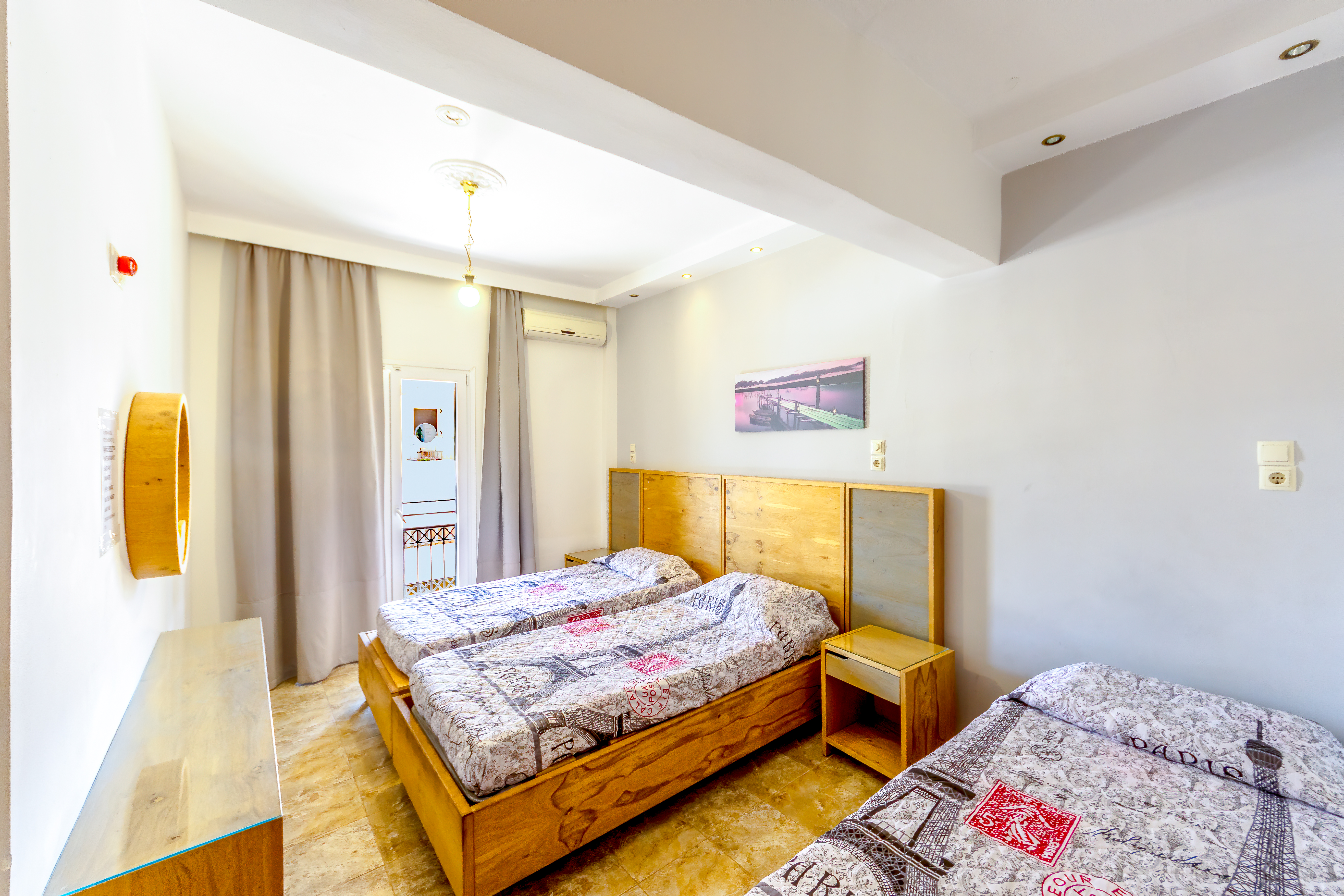 Apartment, Annex