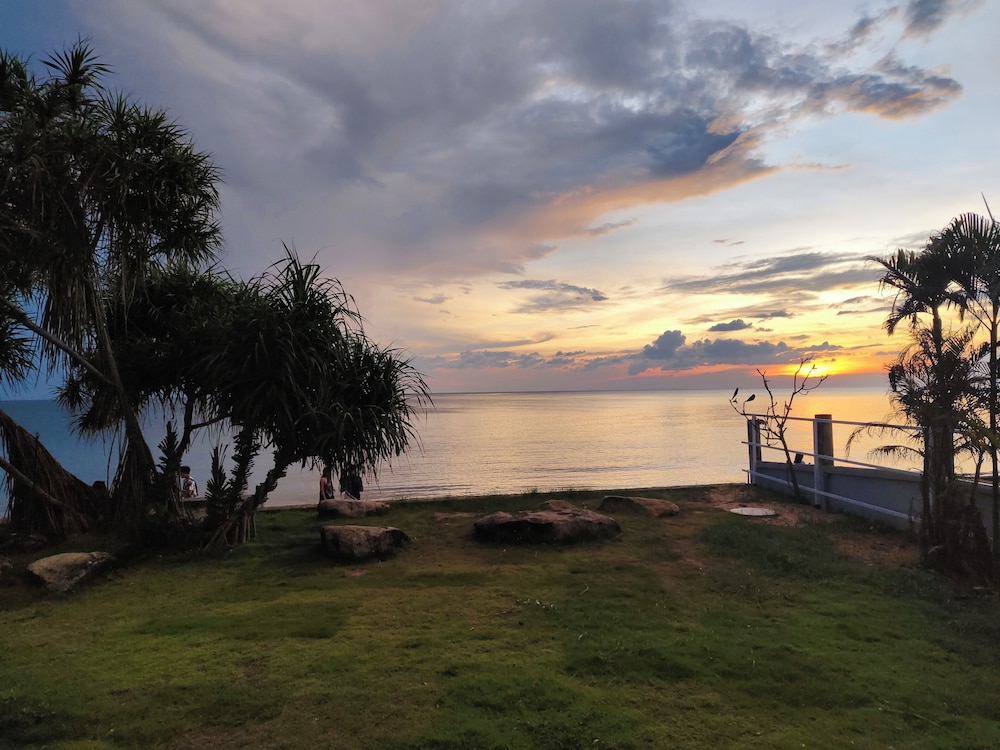 Baan Imm Sook Resort 71/73