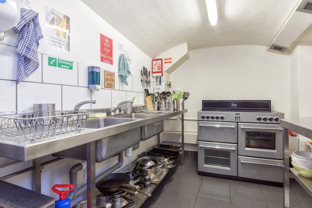 Astor Kensington Hostel 23/29