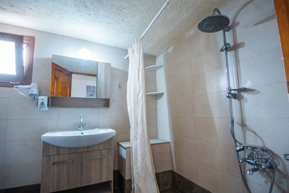 Athina Villas 52/56