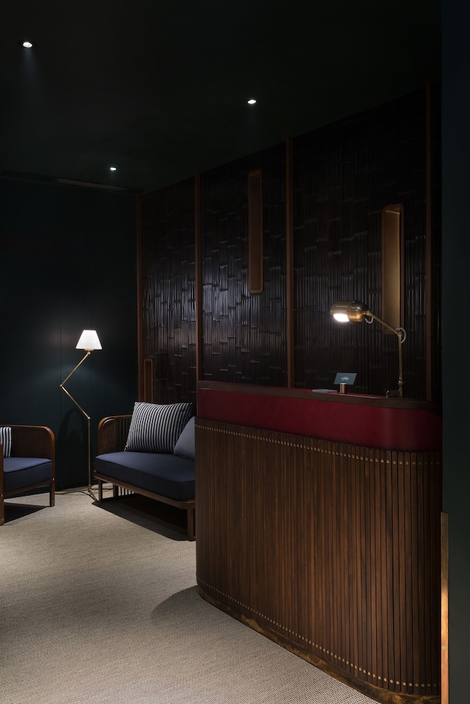The Fleming Hong Kong 8/48