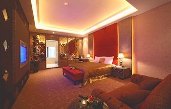 DESIGN, QUEEN BED