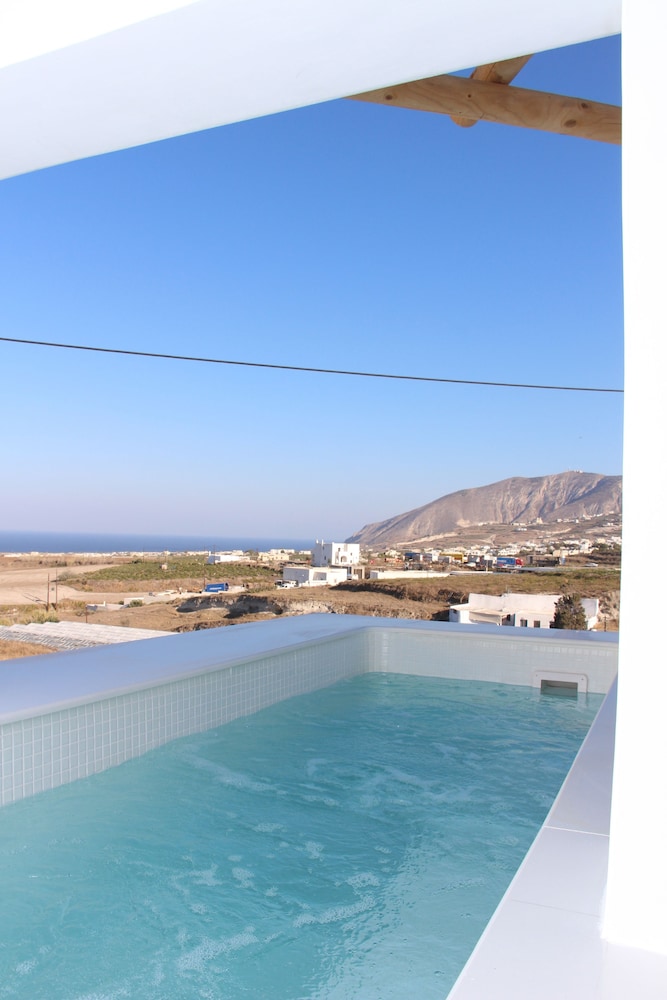 Emerald Collection Suites 37/44