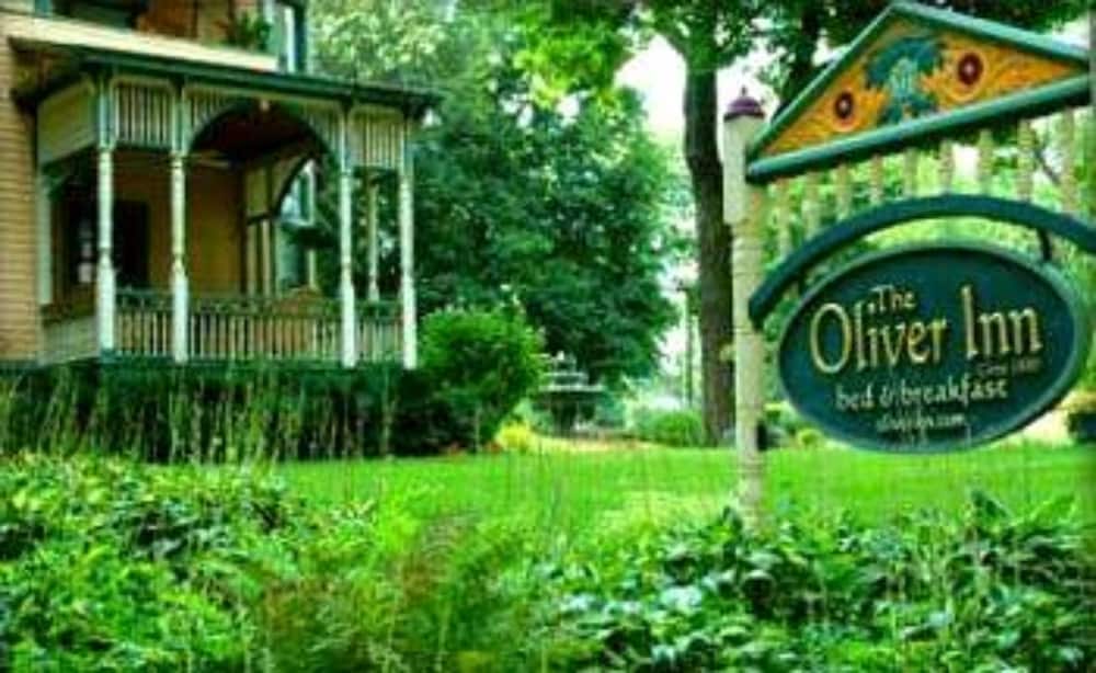 Oliver Inn Bed and Breakfast 48/54