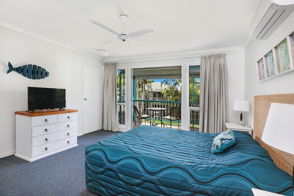 Coral Beach Resort 10/47