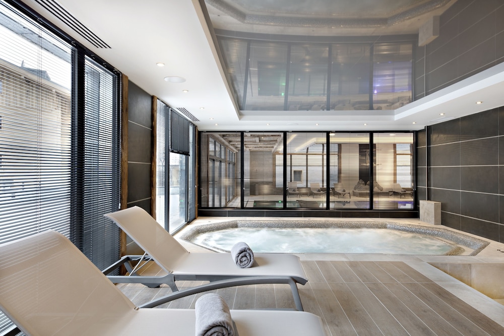 Hotel Alexane 24/50