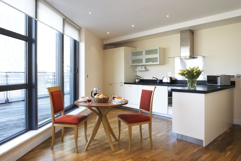 Marlin Apartments Canary Wharf 44/50