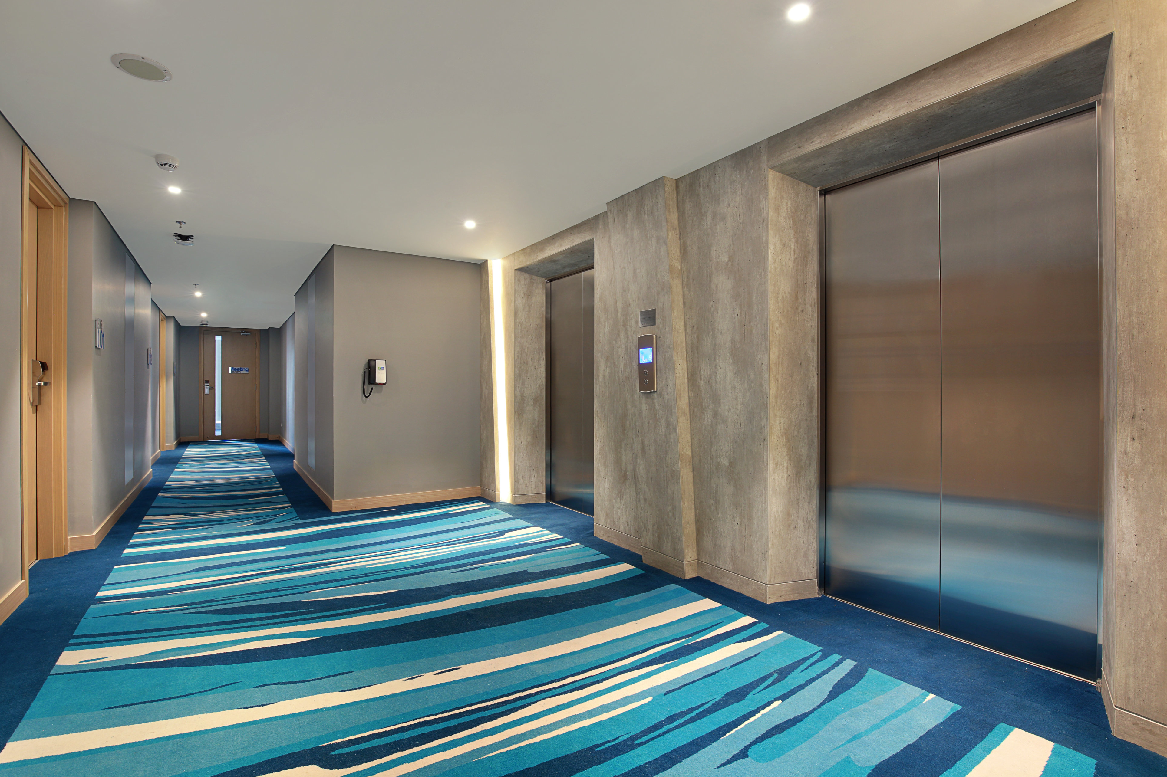 Holiday Inn Express Jakarta Wahid Hasyim 27/54