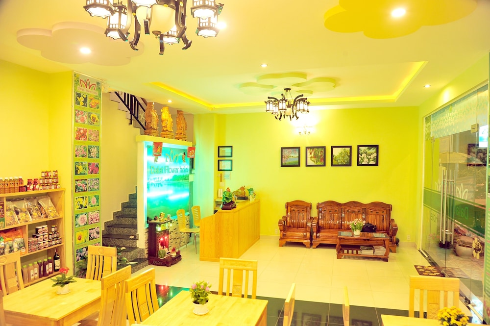Dalat Flower Hotel 4/72
