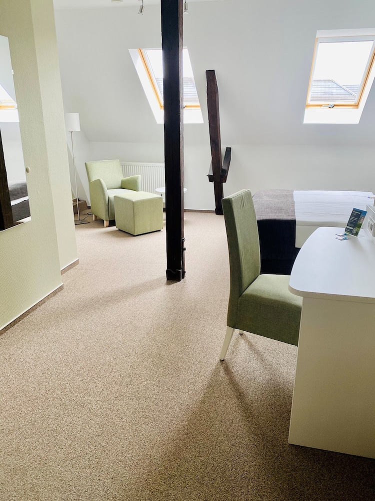 Hotel Am Schlosspark 35/71