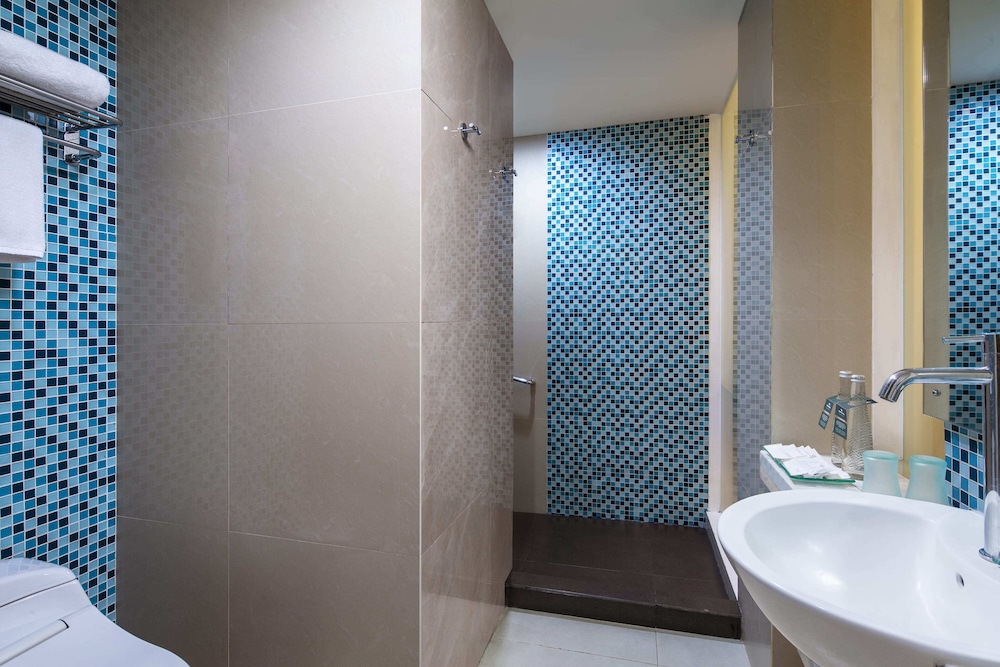 Hotel Santika Bsd City 30/30