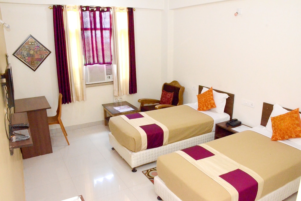 Hotel Bodh Vilas 12/37
