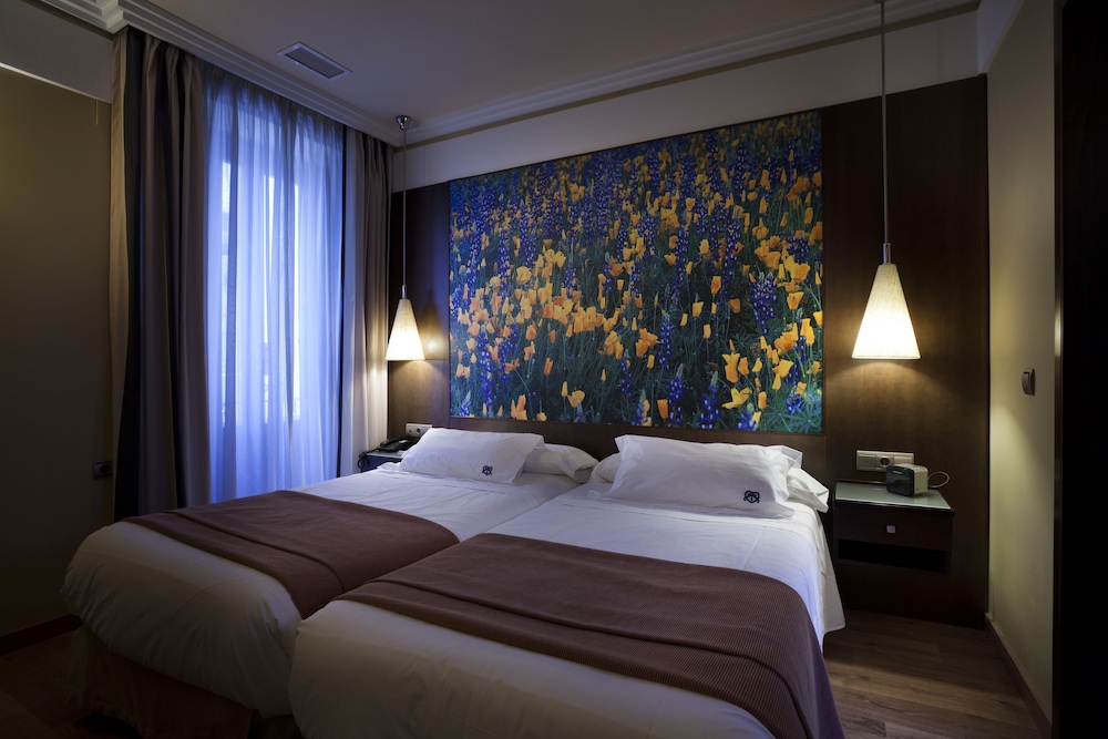 Suites Gran Via 44 Hotel 12/51