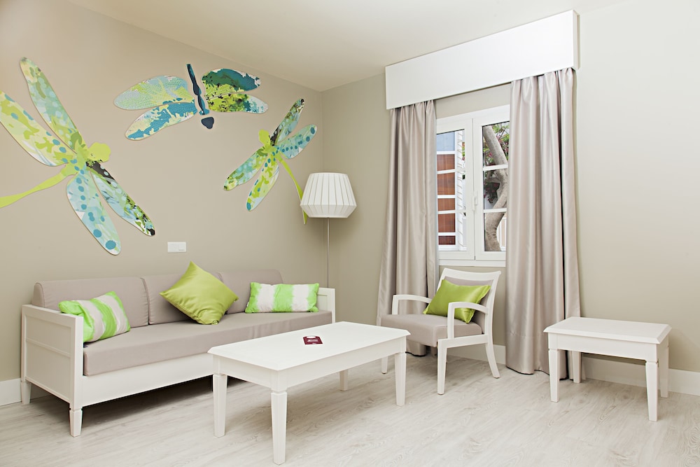 Apartamentos LIVVO Morromar 24/75
