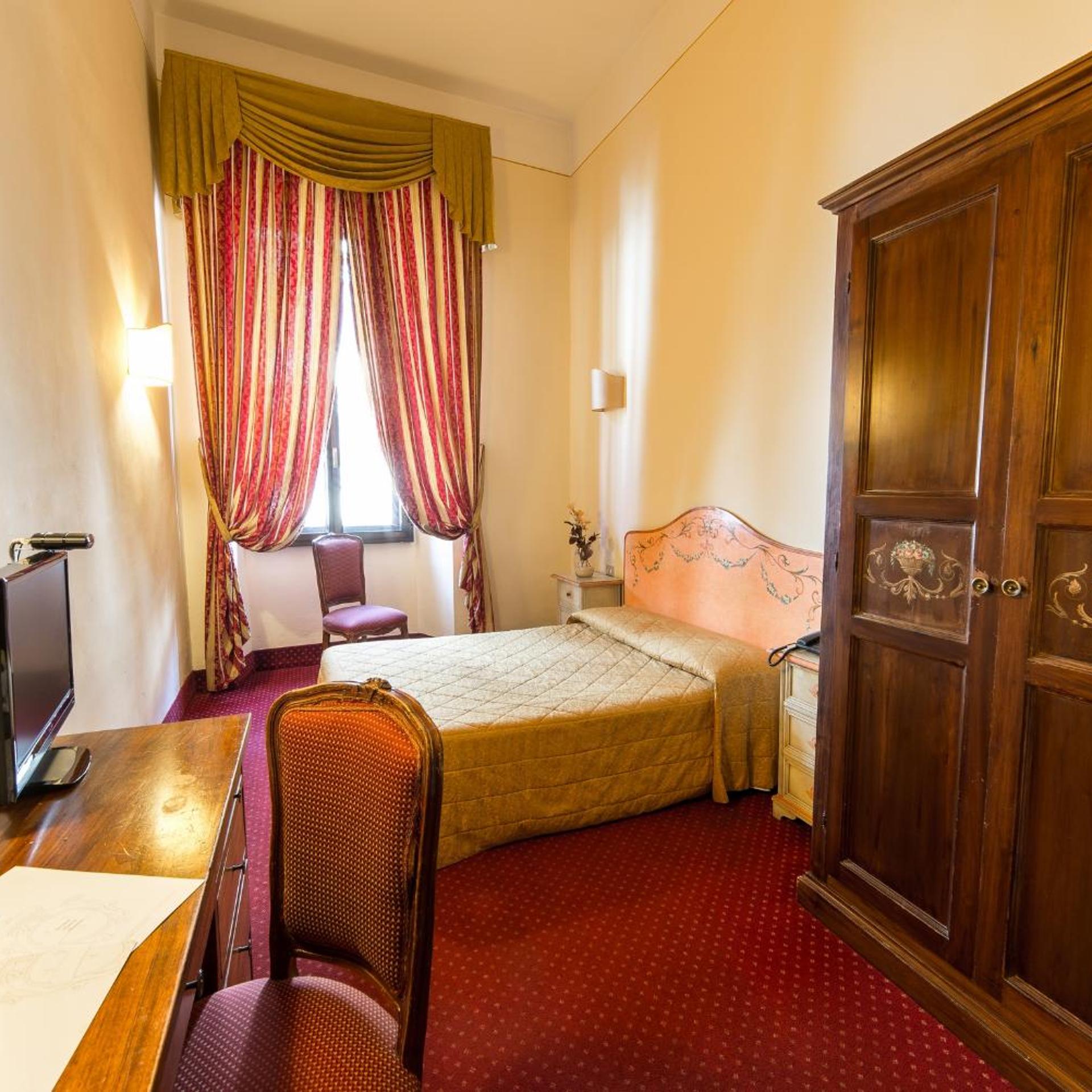 Smart, Double Bed