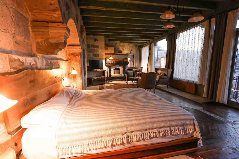 Kelebek Special Cave Hotel 65/84