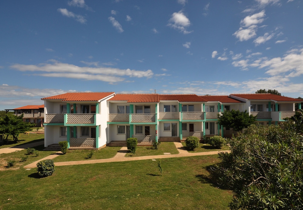 Arena Kazela Apartments 8/78