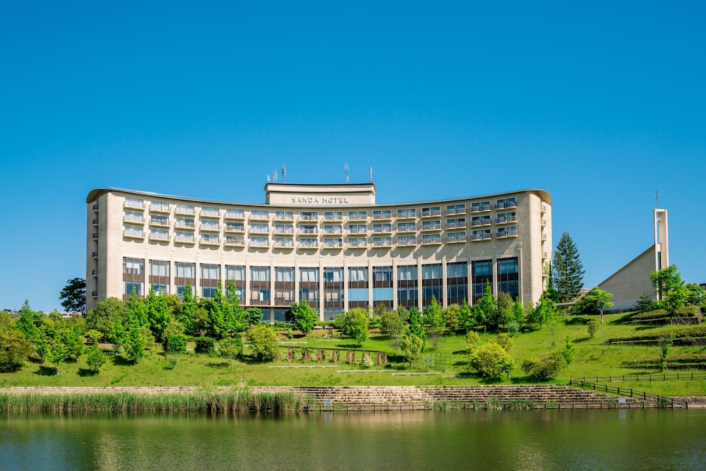 The Celecton Premier Kobe Sanda Hotel 62/68
