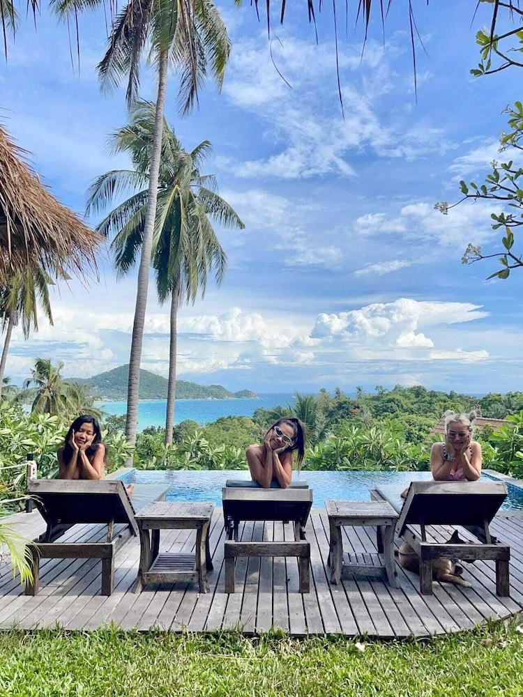 Koh Tao Heights Boutique Villas 16/25