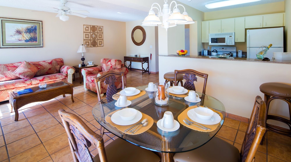 Island Seas Resort 38/60