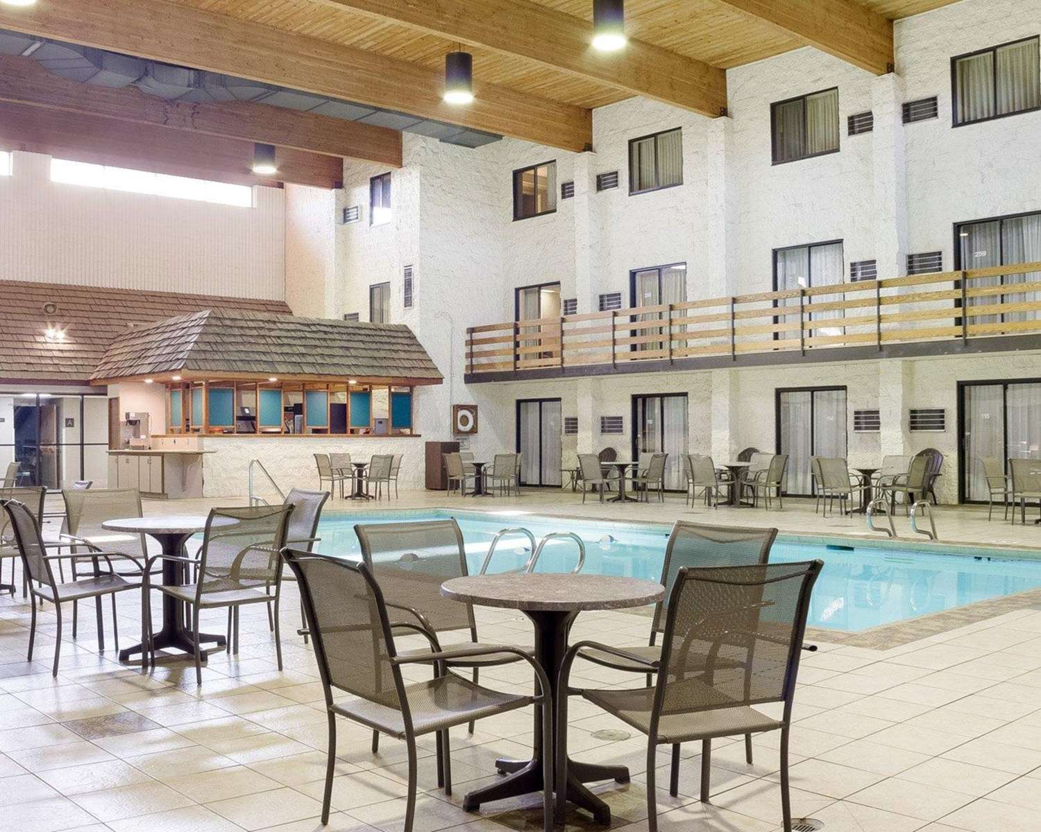 Quality Inn Bismarck I-94 7/13