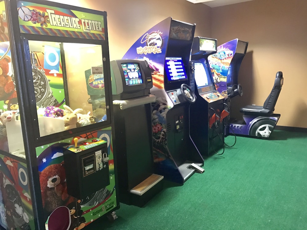 Cabot Inn and Suites 37/50