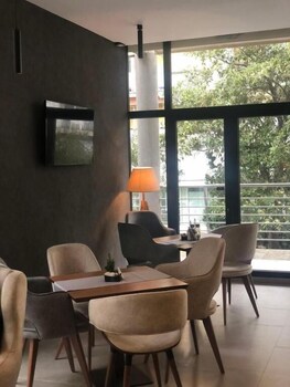 HOTEL MAGNOLIA 28/32