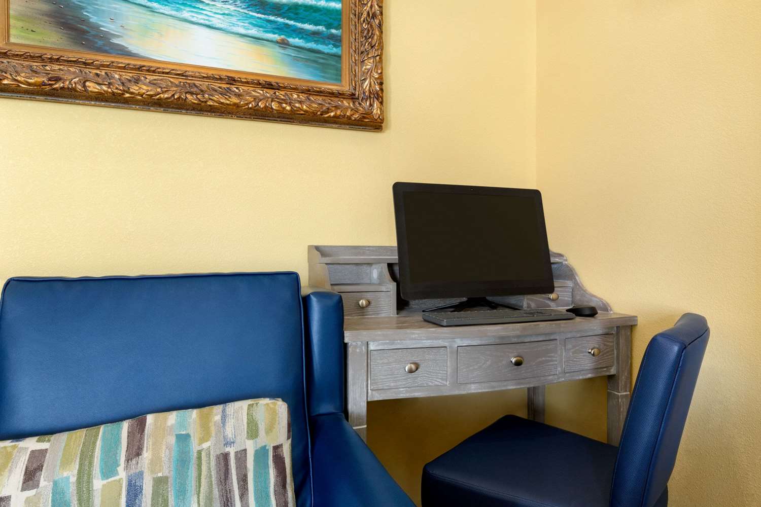 Days Inn by Wyndham Port Aransas TX 28/34