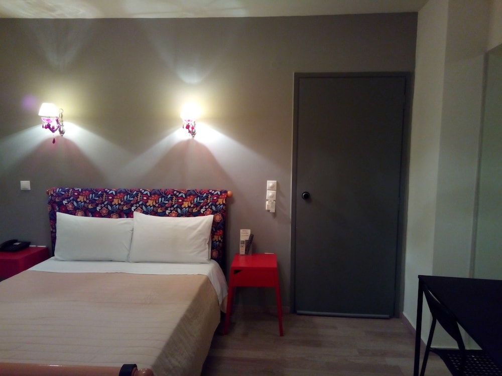 STANDARD, DOUBLE BED