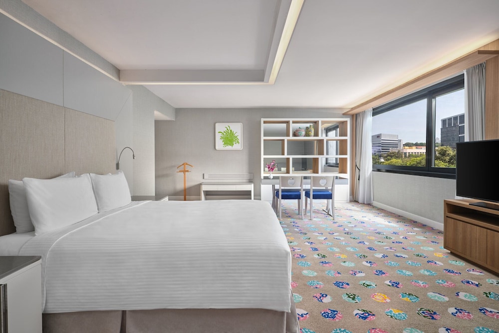 PREMIER SUITE