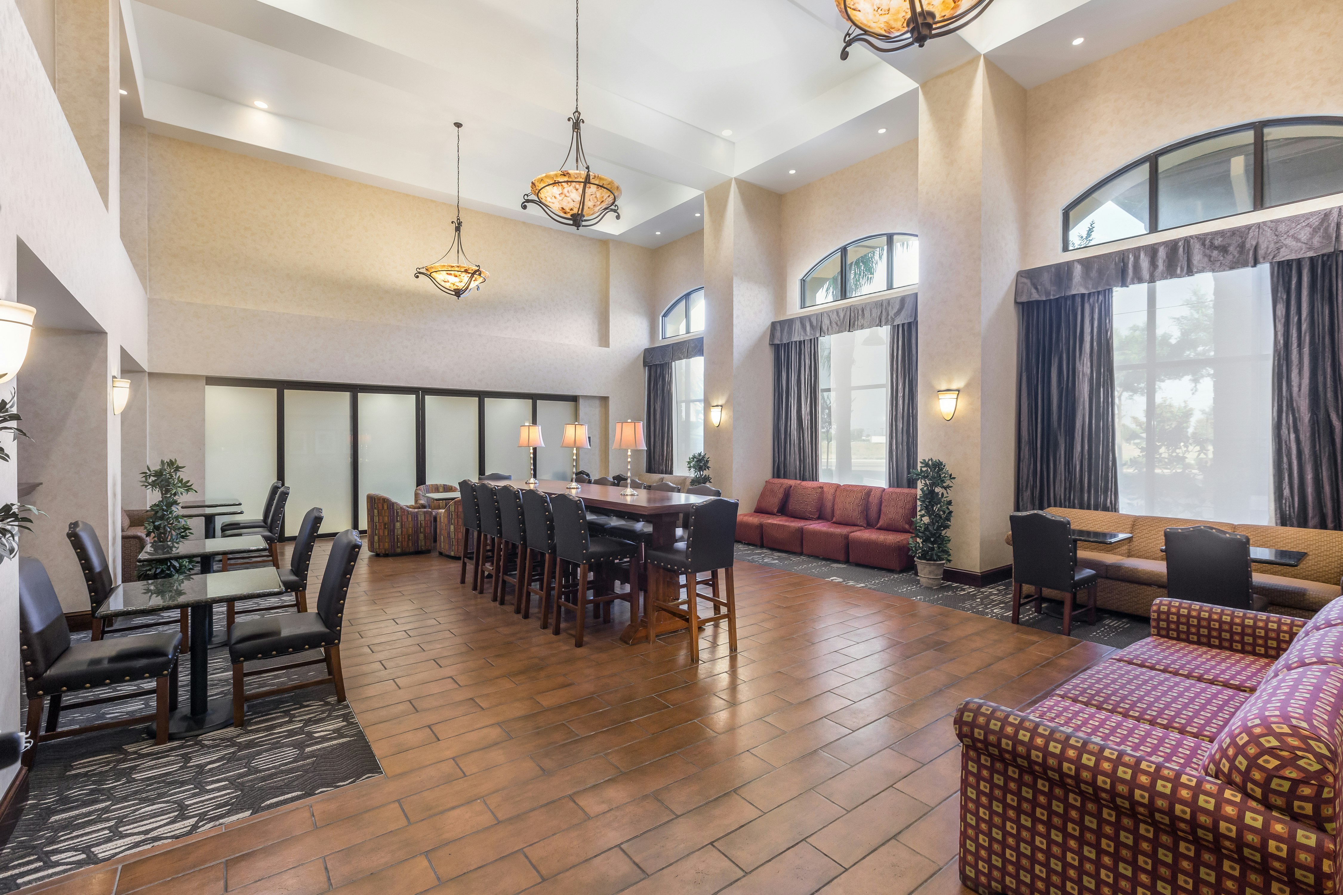 Hampton Inn Suites Lodi 36/65