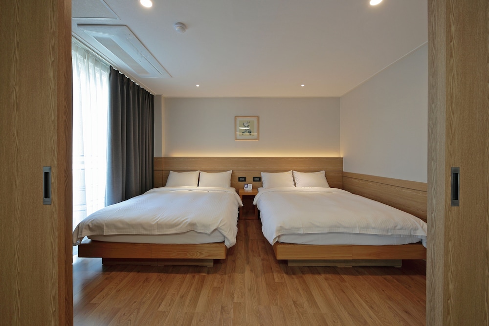 Benikea Swiss Rosen Hotel 25/71