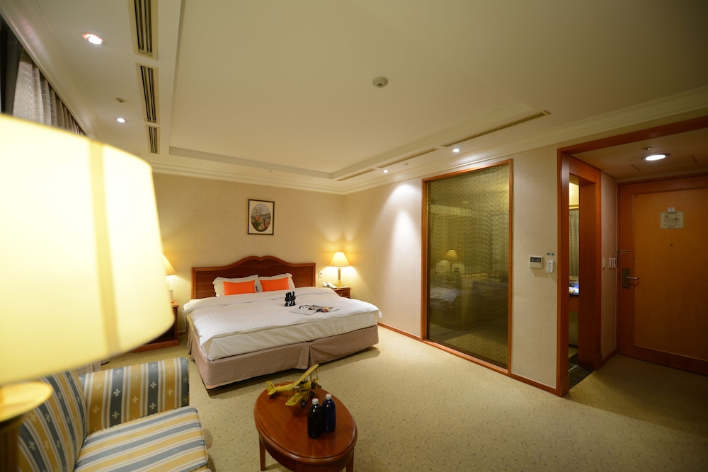 Onyang Hot Spring Hotel 13/42