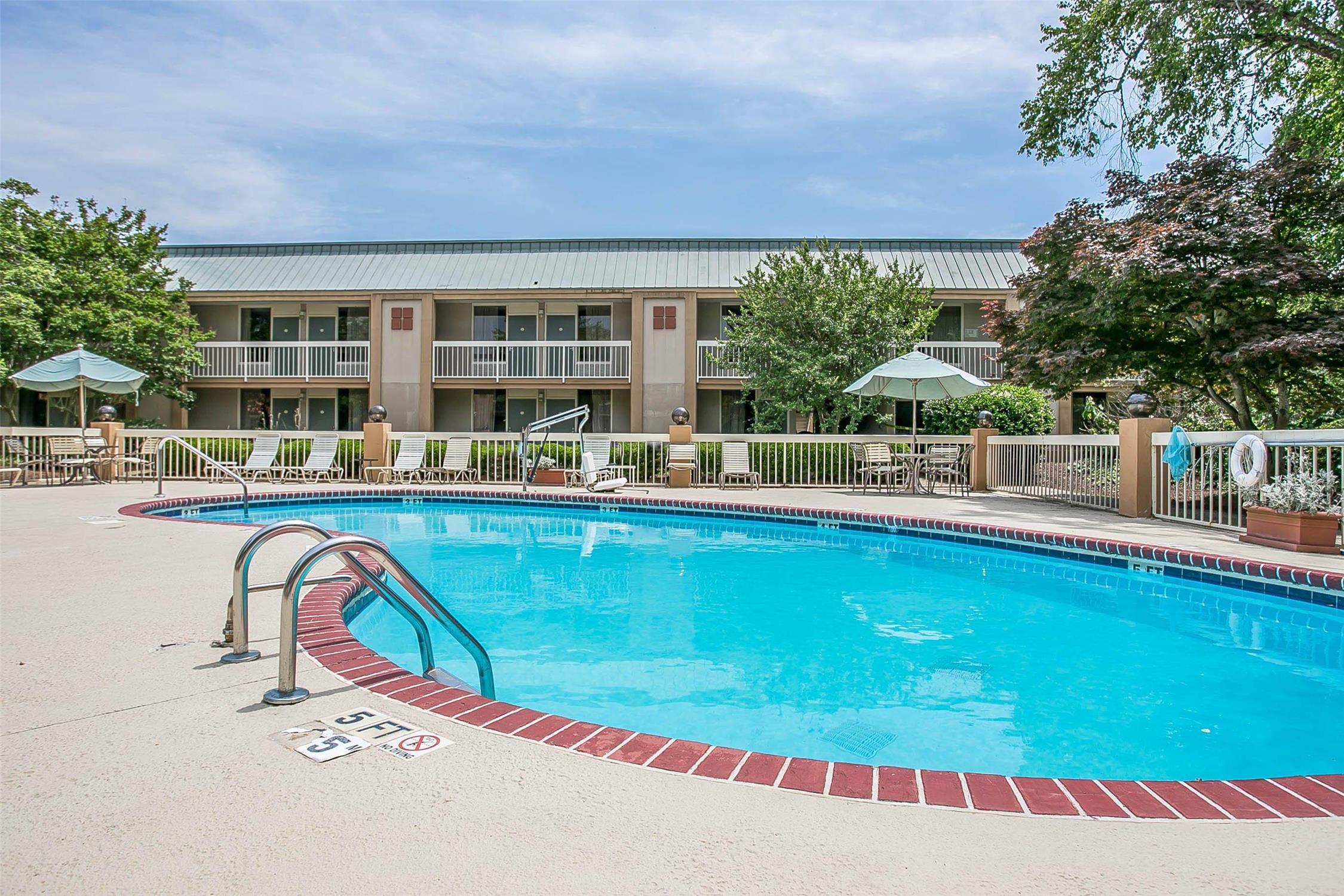Quality Inn Sumter near Shaw AFB 4/32