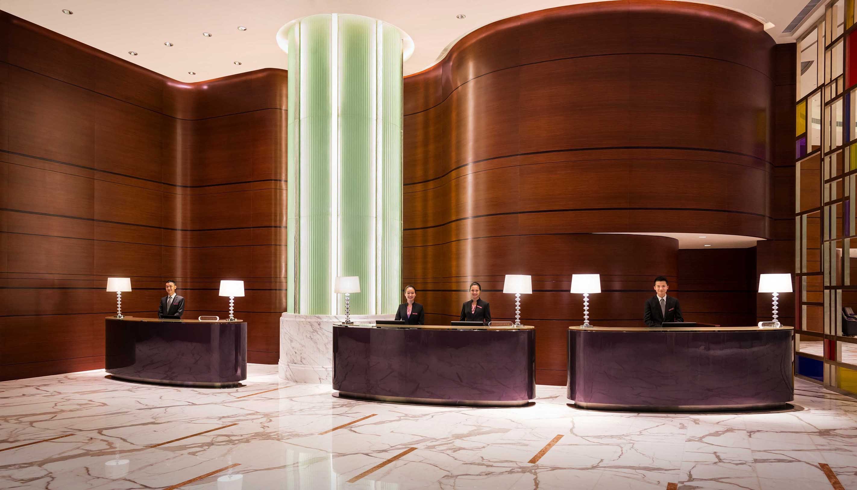 Crowne Plaza Macau 9/77