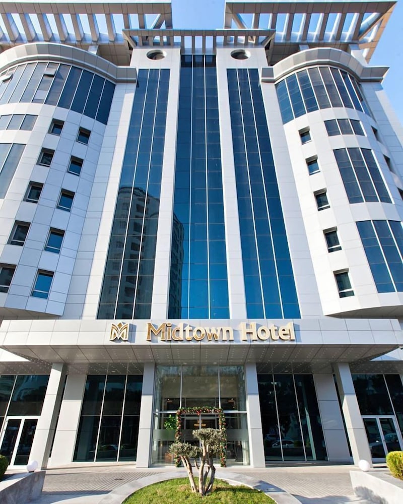 Midtown Hotel, باكو