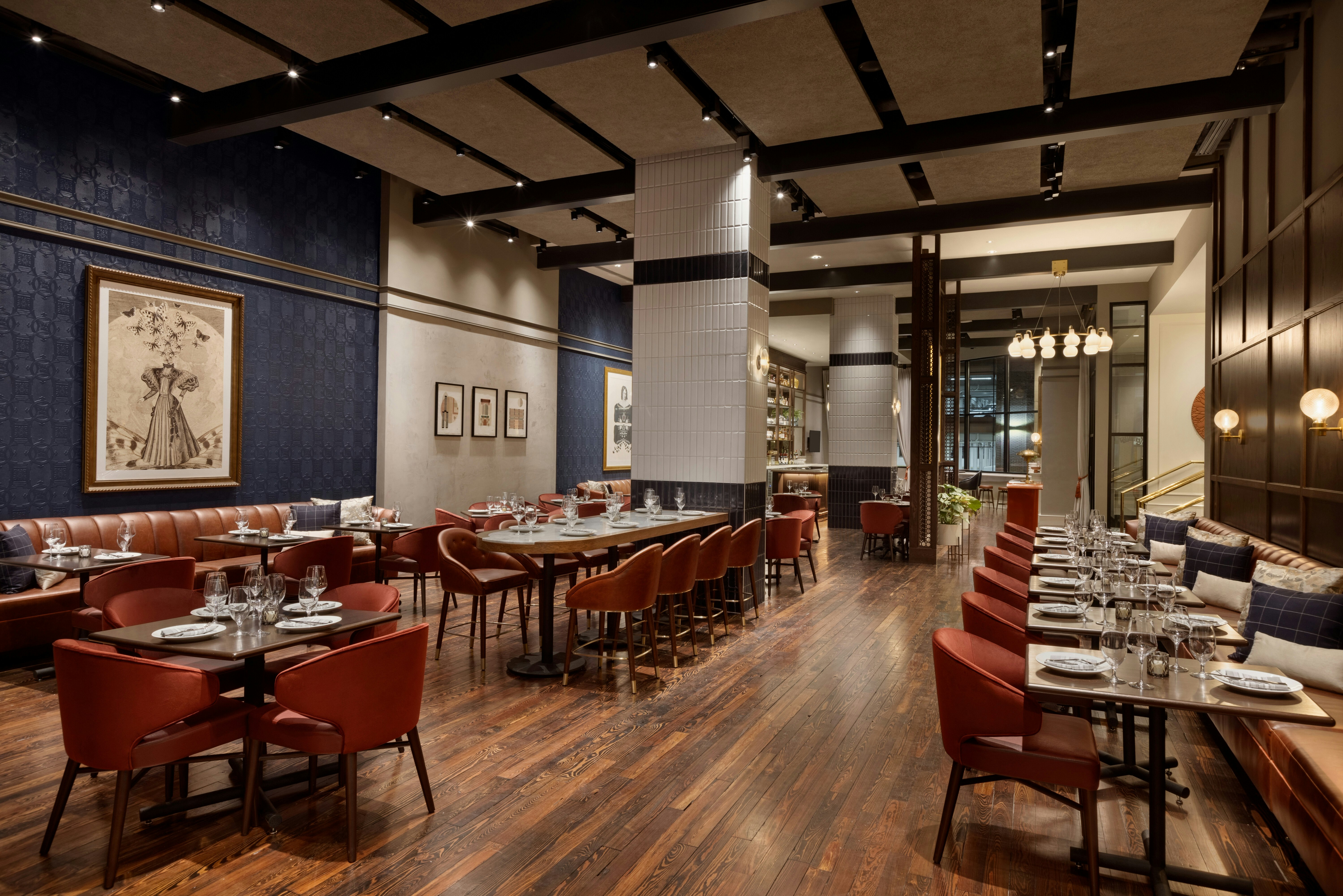 106 Jefferson Huntsville, Curio Collection by Hilton 44/59
